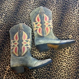 Vintage Distressed
Faded Black/Grey Nine West
Cowboy Boots US 6.5